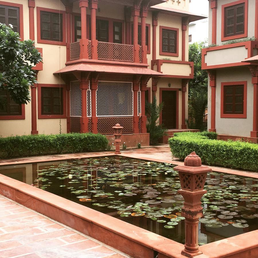 Mvt & Restaurant 3* Vrindavan